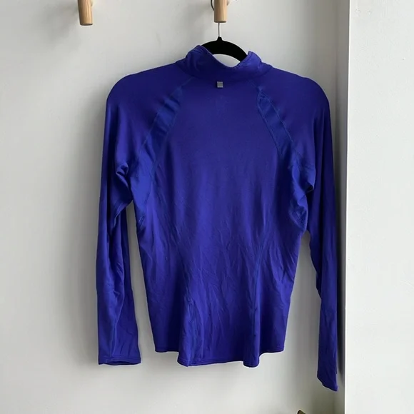 Nike Dri-Fit - Picture 2 of 2